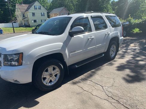 Used 2013 Chevrolet Tahoe LT AWD/4WD image 2