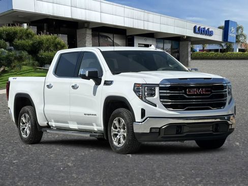 Used 2023 GMC Sierra 1500 SLT w/ SLT Convenience Package image 10