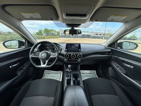 Used 2024 Nissan Sentra SV image 44