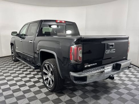 Used 2018 GMC Sierra 1500 SLT image 6