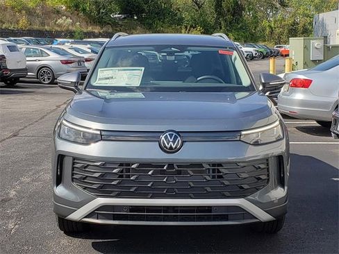 New 2025 Volkswagen Tiguan S image 5