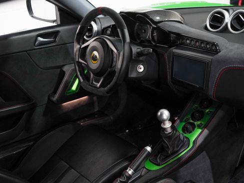 Used 2020 Lotus Evora RWD image 17