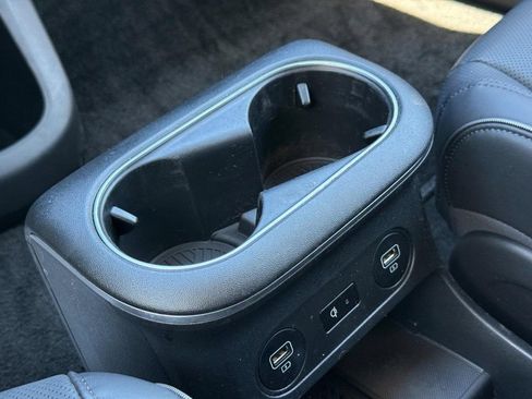 Used 2023 Hyundai Ioniq 5 Limited AWD/4WD image 21