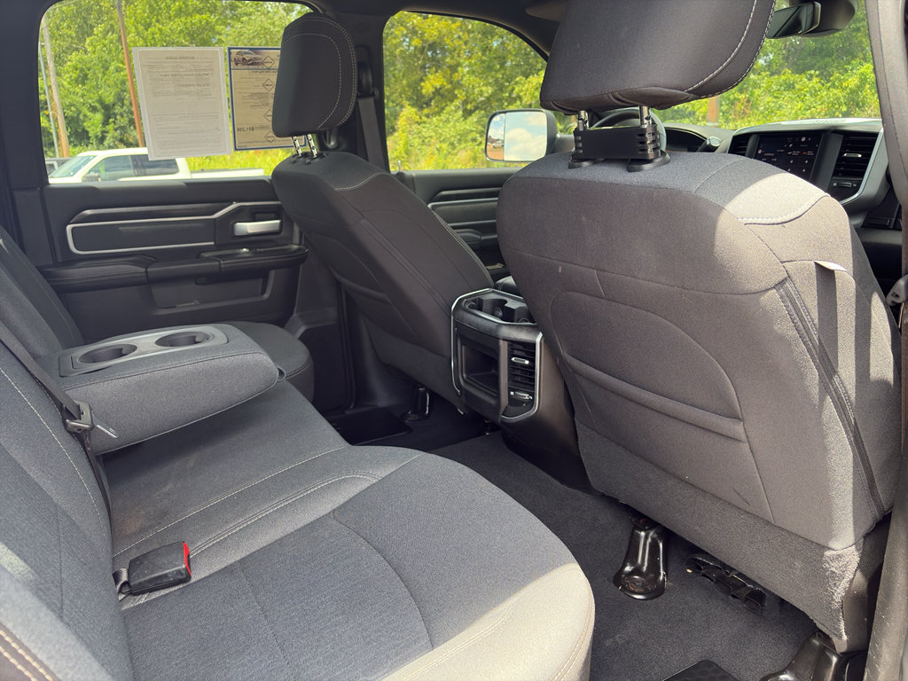 Used 2022 RAM 2500 Big Horn w/ Night Edition AWD/4WD image 9