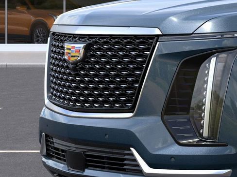 New 2026 Cadillac Escalade Luxury w/ Touring Package image 13