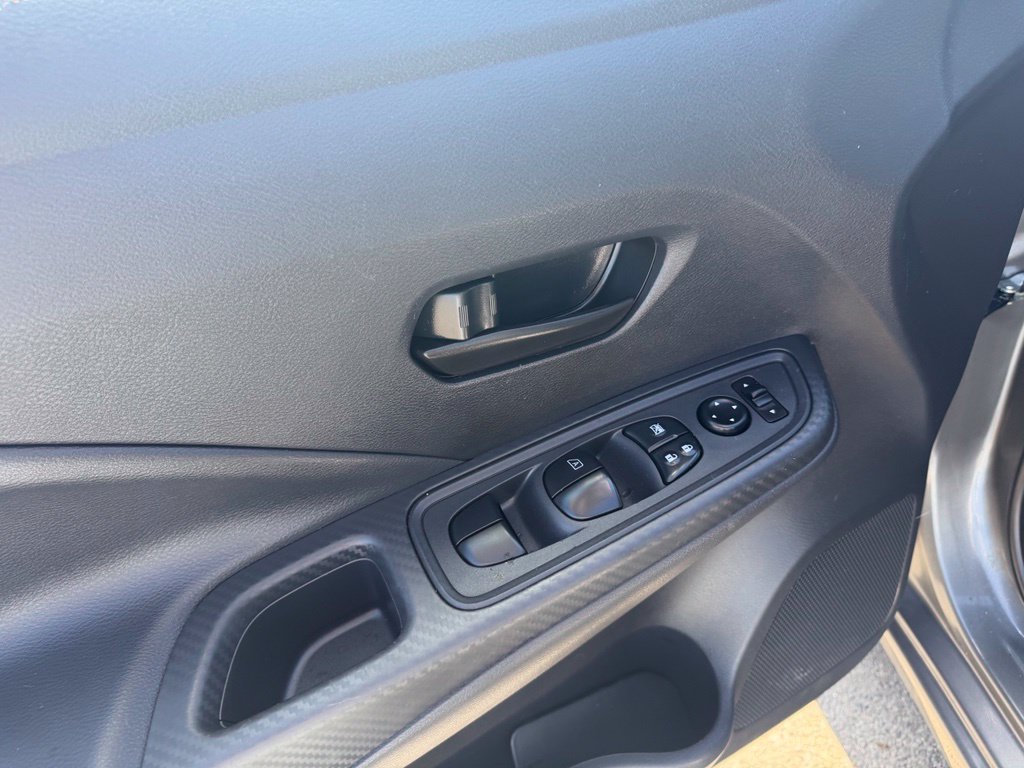 Used 2025 Nissan Versa S w/ Trunk Package FWD image 13