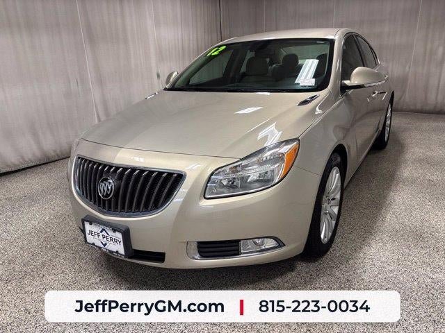 Used 2012 Buick Regal Leather FWD image 5