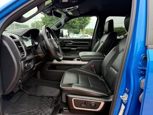 Used 2023 RAM 1500 Laramie AWD/4WD image 15