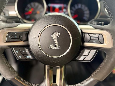 Used 2019 Ford Mustang Shelby GT350 w/ Technology Package RWD image 14