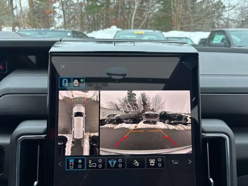 New 2026 GMC Yukon XL Denali w/ Denali Reserve Package image 17