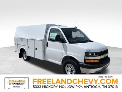 New 2025 Chevrolet Express 3500 Work Van w/ Power Convenience Package
