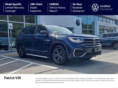 Used 2021 Volkswagen Atlas SE w/ Panoramic Sunroof Package