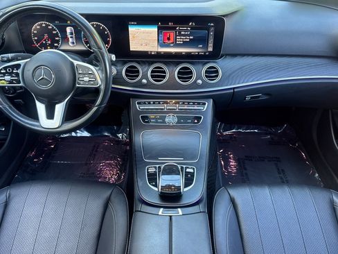 Used 2020 Mercedes-Benz E 350 Sedan image 4