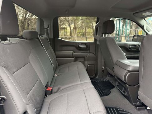 Used 2021 Chevrolet Silverado 1500 Custom image 15