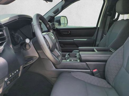Used 2025 Toyota Tundra SR w/ SR Tow Package AWD/4WD image 16