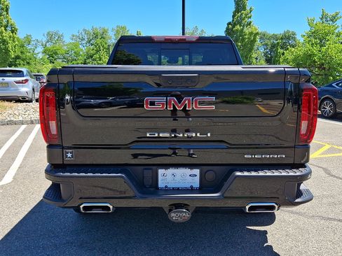 Used 2024 GMC Sierra 1500 Denali w/ Denali Reserve Package AWD/4WD image 5