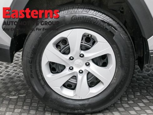 Used 2024 Toyota RAV4 LE image 28