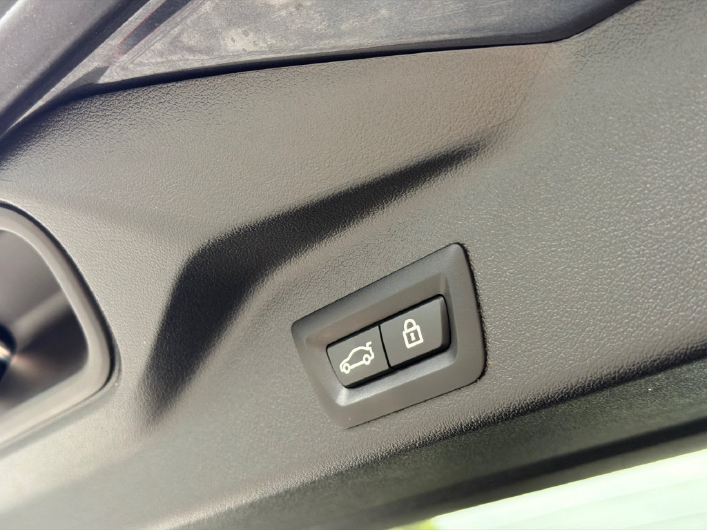 Used 2022 BMW X5 xDrive40i w/ Premium Package AWD/4WD image 9