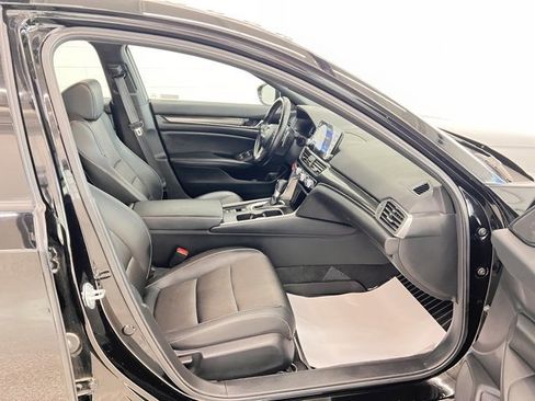 Used 2022 Honda Accord Sport image 11