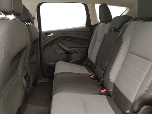Used 2016 Ford Escape SE w/ Equipment Group 201A image 18