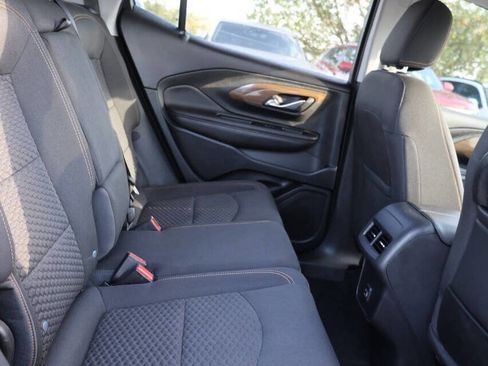 Used 2020 GMC Terrain SLE w/ Driver Convenience Package image 16