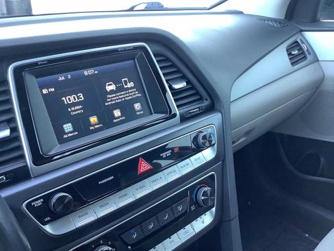 Used 2018 Hyundai Sonata SEL FWD image 17