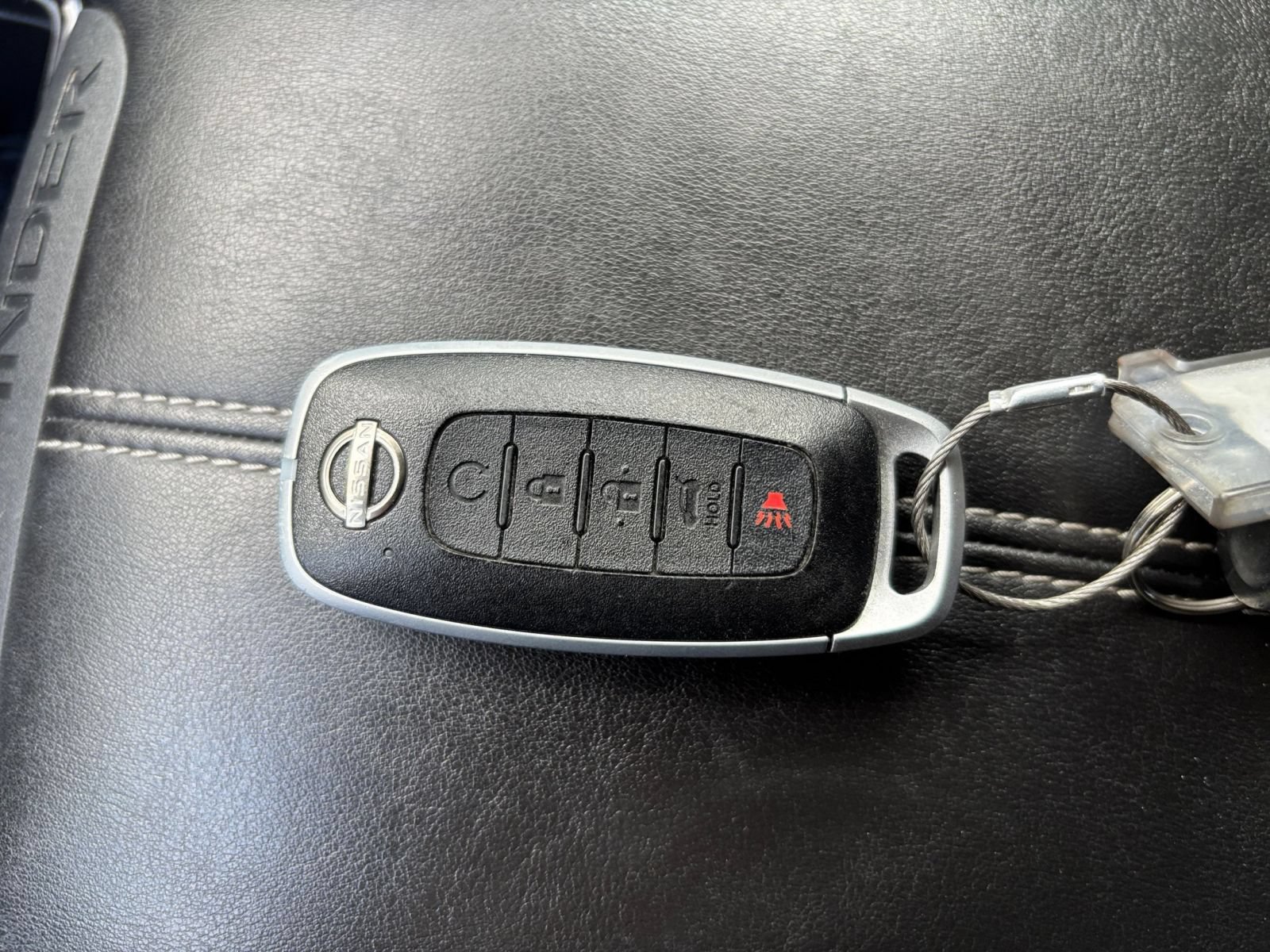 Used 2025 Nissan Pathfinder SV AWD/4WD image 20