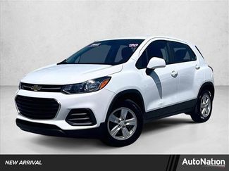 Used 2020 Chevrolet Trax LS video 1