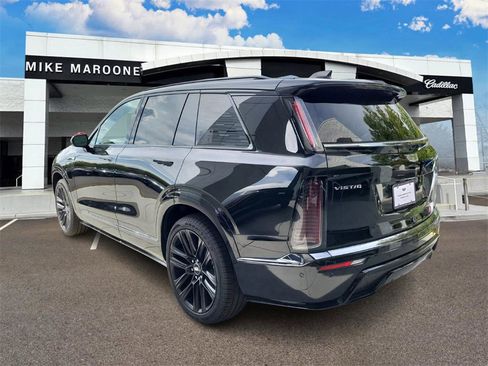 New 2026 Cadillac Vistiq Platinum image 4