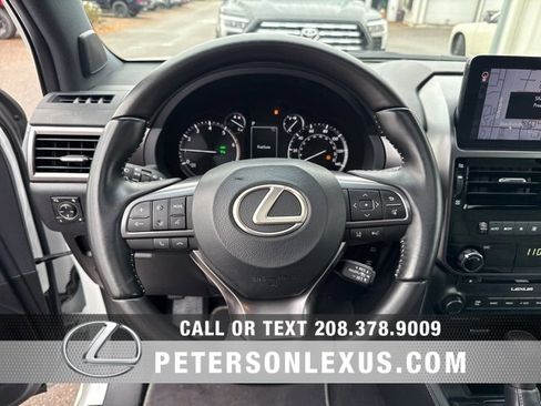 Used 2023 Lexus GX 460 image 26