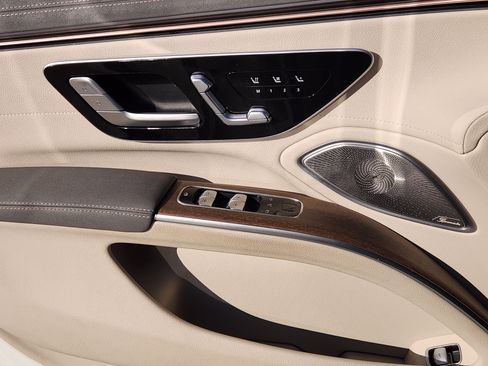 Used 2023 Mercedes-Benz EQS 450+ Sedan image 21