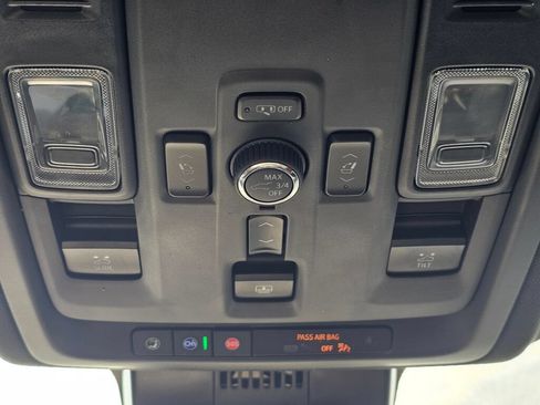 Used 2025 Chevrolet Tahoe RST w/ RST Capability Package AWD/4WD image 19