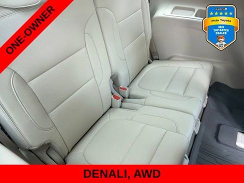 Used 2023 GMC Acadia Denali w/ Denali Ultimate Package AWD/4WD image 16