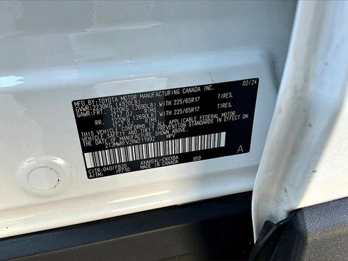 Used 2024 Toyota RAV4 LE image 31