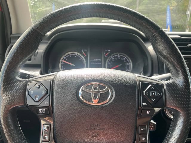Used 2023 Toyota 4Runner TRD Off-Road Premium AWD/4WD image 26