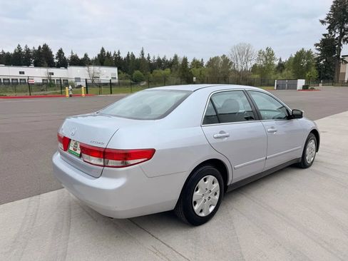 Used 2003 Honda Accord LX image 5