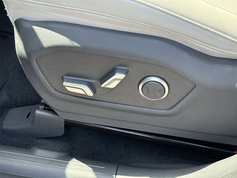 Used 2025 Hyundai Santa Fe SEL image 31