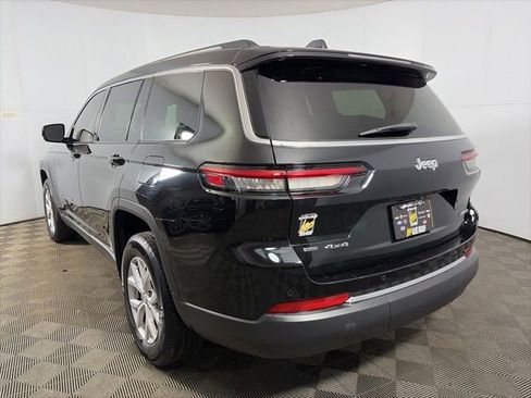 Used 2022 Jeep Grand Cherokee L Limited AWD/4WD image 8