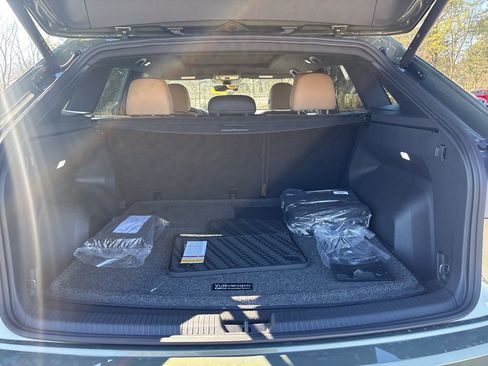 New 2026 Volkswagen Atlas Cross Sport SEL R-Line image 12