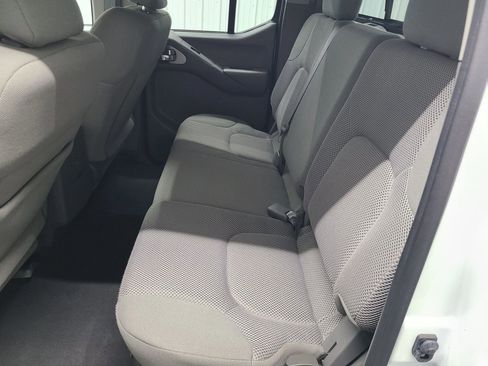 Used 2019 Nissan Frontier SV AWD/4WD image 34