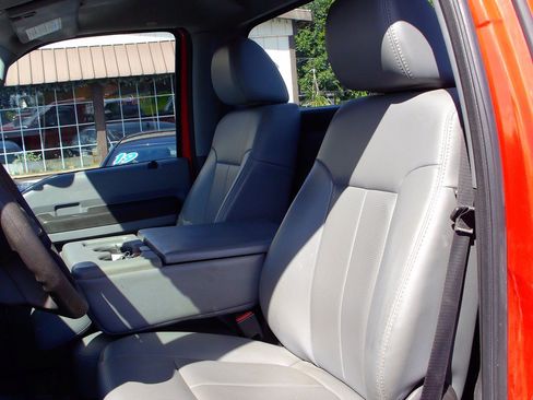 Used 2012 Ford F250 XL w/ XL Decor Pkg AWD/4WD image 9