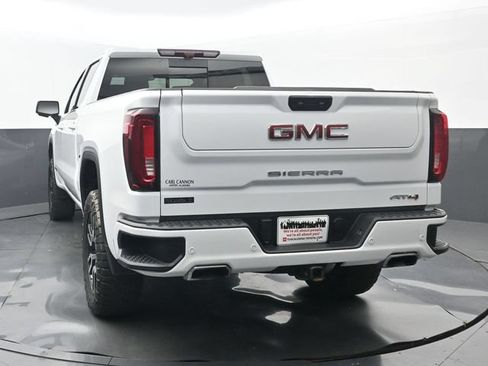 Used 2025 GMC Sierra 1500 AT4 w/ AT4 Premium Package AWD/4WD image 4