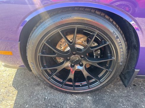 Used 2010 Dodge Challenger R/T image 25