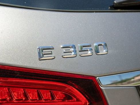 Used 2015 Mercedes-Benz E 350 4MATIC Wagon image 12