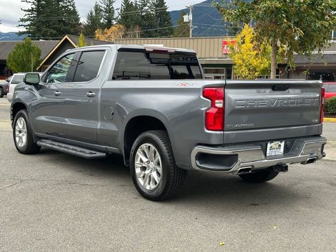 Used 2019 Chevrolet Silverado 1500 LTZ w/ LTZ Premium Package image 8
