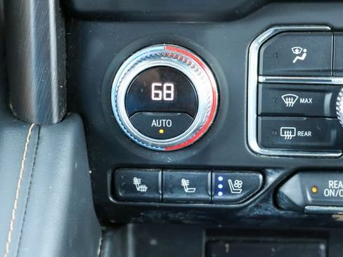 Used 2024 GMC Yukon AT4 w/ LPO, Floor Liner Package AWD/4WD image 32