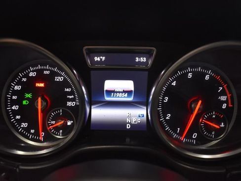 Used 2018 Mercedes-Benz GLE 350 4MATIC image 26