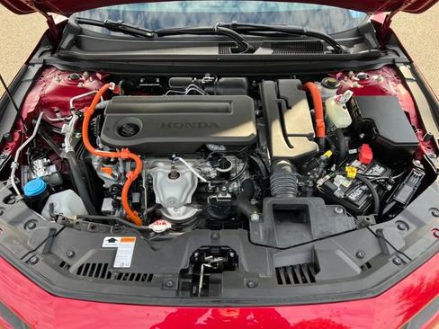 Used 2024 Honda Accord Sport image 29