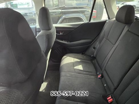 Used 2020 Subaru Outback Premium AWD/4WD image 4