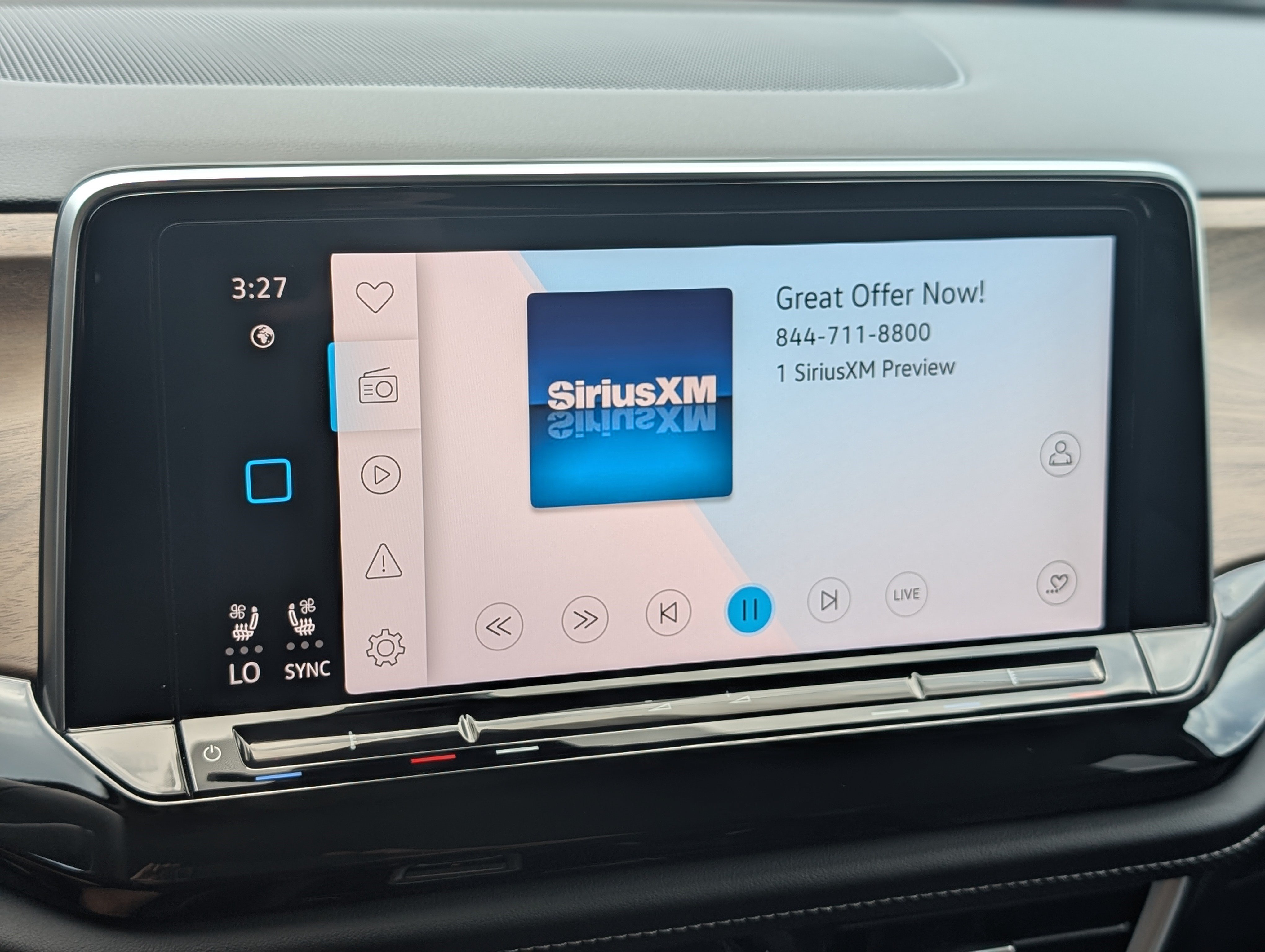 Used 2026 Volkswagen Atlas SE w/ Black Wheel Package FWD image 28